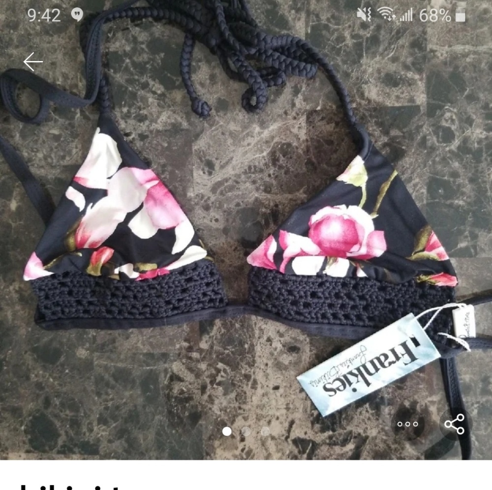 Frankie's Bikinis bikini top